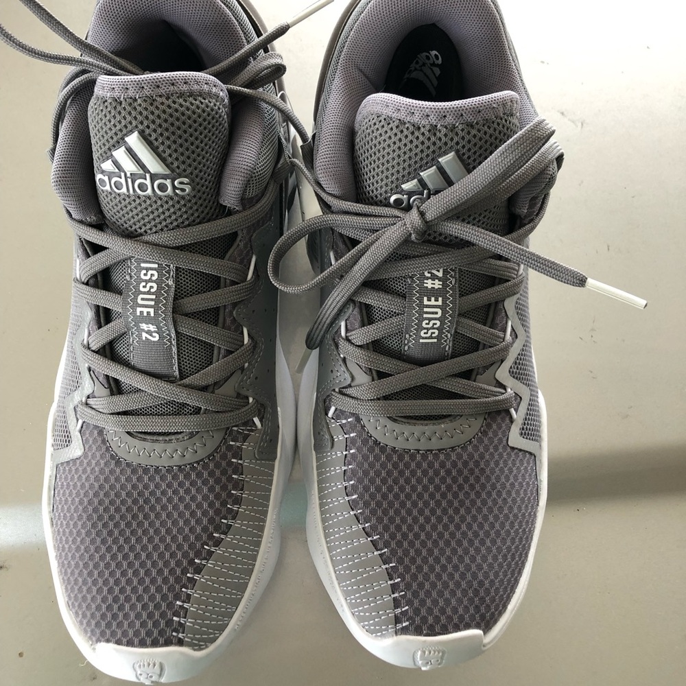 Adidas DON issue 2